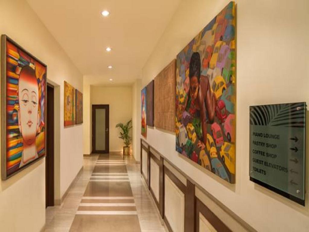 Dlf Club 5 Hotel Gurgaon Buitenkant foto