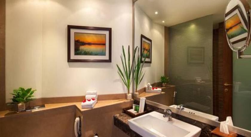 Dlf Club 5 Hotel Gurgaon Buitenkant foto